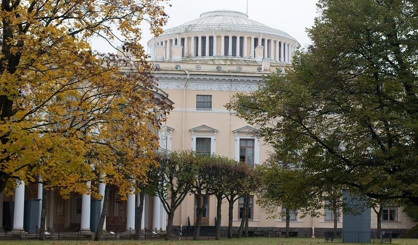 Павловский дворец - Туры в СПб от 24900 рублей Павловский дворец - Туры в СПб от 24900 рублей