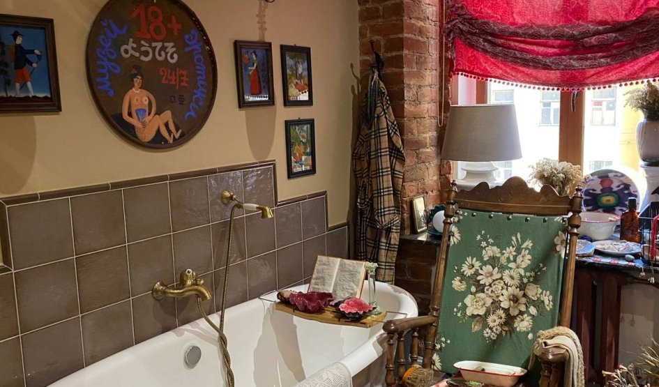 Экскурсия в квартиру с альфрейными росписями в мини группе