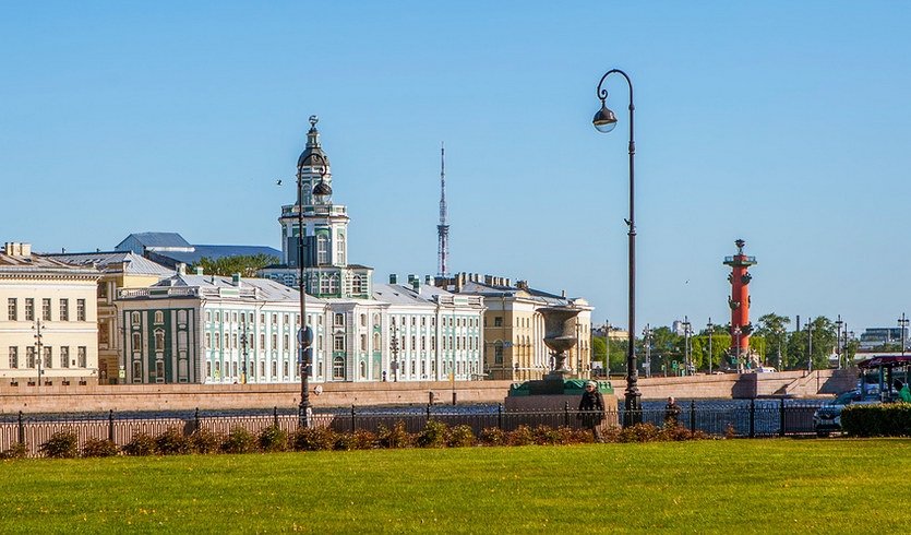 Обзорная с посещением Кунсткамеры от 800 руб.