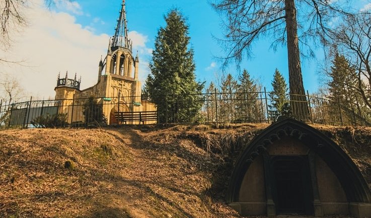 Таинственный Шуваловский парк – Пешеходные экскурсии