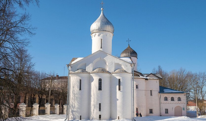 Старинные церкви Прокопия Великомученика и Жён-мироносиц — Туры в Новгородскую область от 2390 рублей