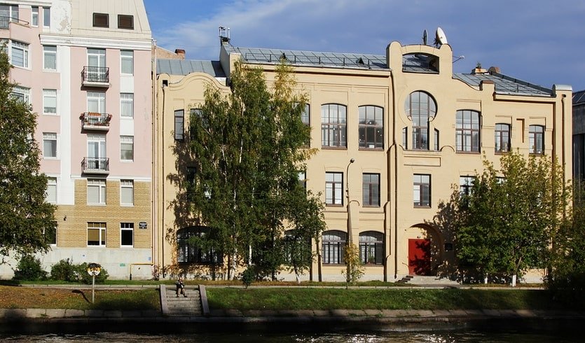 По Ждановской набережной в Колтовскую слободу – пешеходные экскурсии для заказных групп от 320 рублей