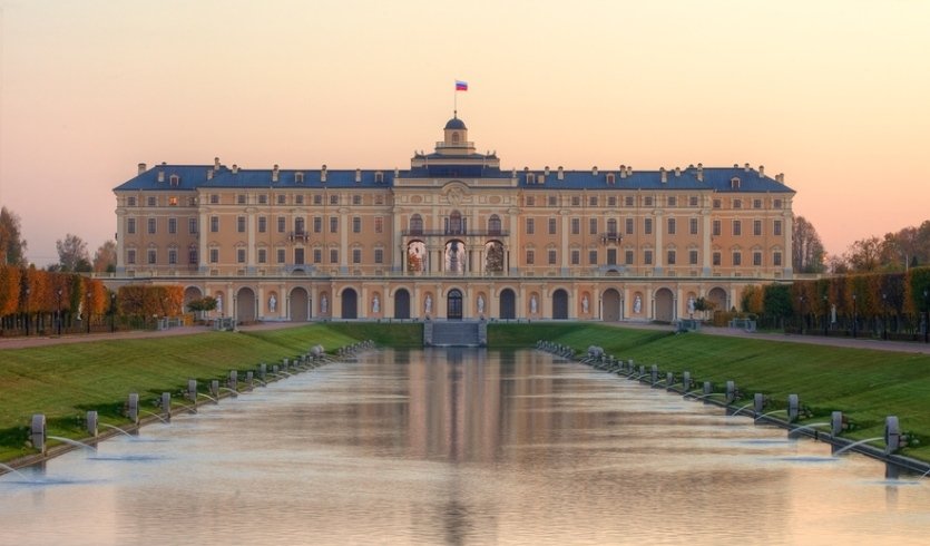 Константиновский дворец в Стрельне — автобусная экскурсия для школьников от 24100 рублей