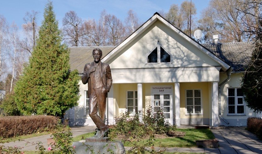 Поэт. Писатель. Драматург (Рязань-Константиново-Тула-Ясная Поляна-Озёры-Мелихово-Чехов) — экскурсия для заказных групп от 13100 рублей