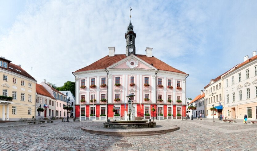 Ганзейские дни в Тарту – Photo by Jacques Bopp on Unsplash Ганзейские дни в Тарту – туры в Финляндию, Скандинавию, Прибалтику