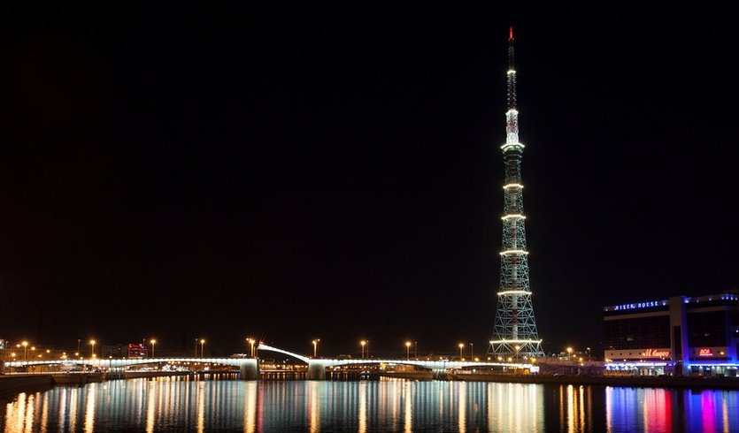 Санкт-Петербург. Развод Кантемировского моста – водные экскурсии по рекам и каналам от 1750 рублей