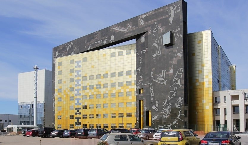 Детская интерактивная экскурсия «Ларец» в Фондохранилище Эрмитажа (для школьников) – экскурсии и программы для детей от 500 рублей