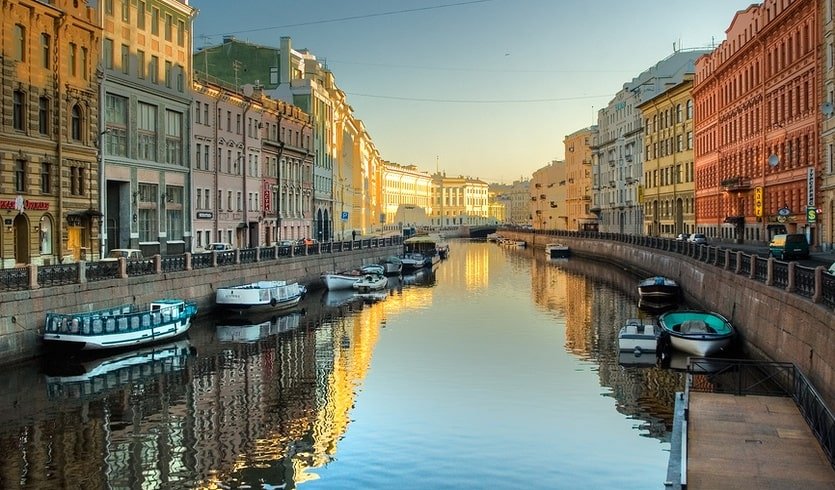 Вид на Певческий мост – экскурсии и программы для детей от 240 рублей