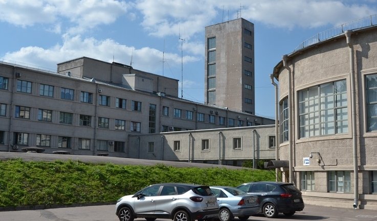 Здание Кировского райсовета – пешеходные экскурсии от 630 рублей