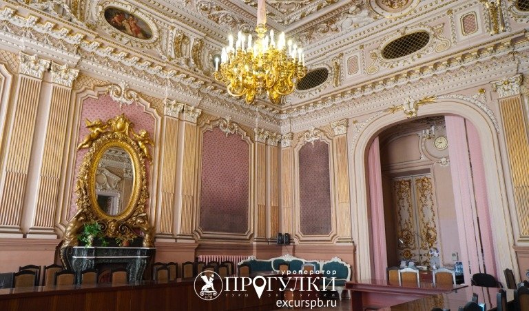 Интерьер особняка З. И. Юсуповой на Литейном — Дворцы и особняки от 1050 рублей