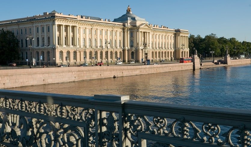 Там грозный Зевс и мудрая Афина (Академия художеств) – интерьерные экскурсии для заказныз групп от 695 рублей 