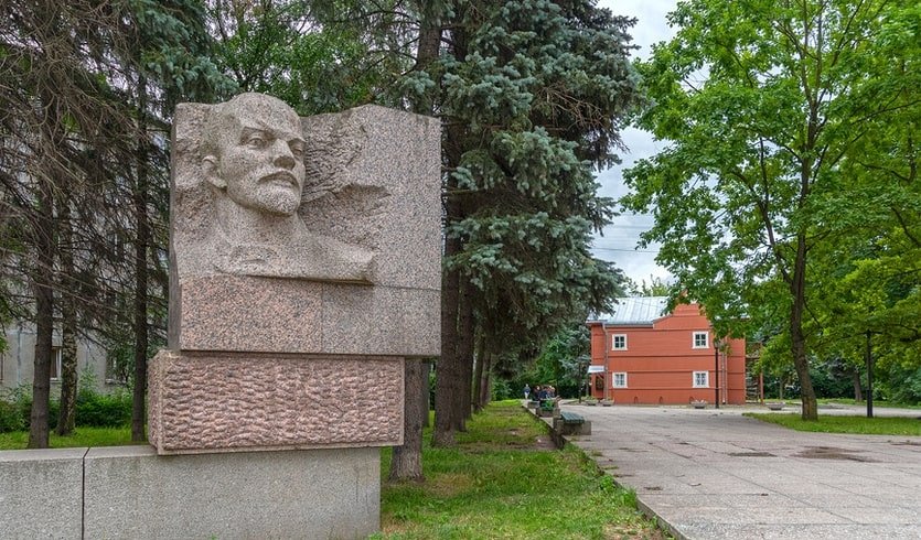 Вокруг карточного домика: пролетарские прогулки – Пешеходные экскурсии