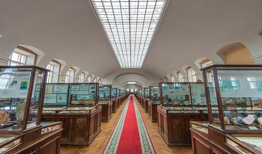 Центральный научно-исследовательский геологоразведочный музей им. Ф. Н. Чернышева — Музеи