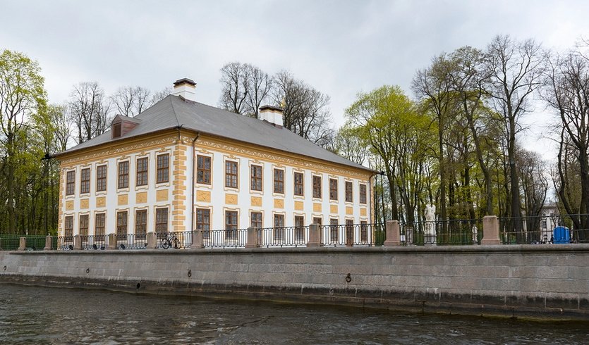 Летний дворец Петра I: экскурсия по Летнему саду и во дворец – Экскурсии дворцы и особняки от 1500 рублей