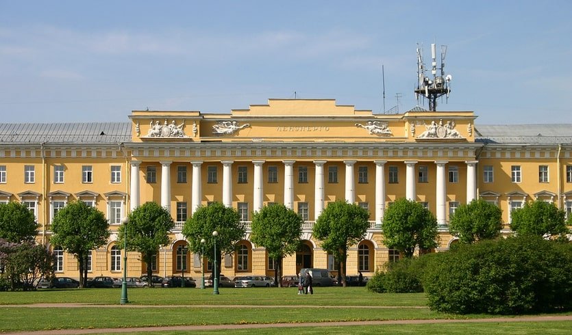 Здание «Ленэнерго» на Марсовом поле – vip-программы от 5000 рублей