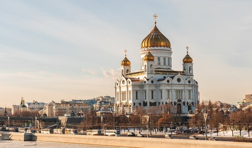 Храм Христа Спасителя со стороны Большого каменного моста – туры в Москву от 2850 рублей Храм Христа Спасителя со стороны Большого каменного моста – туры в Москву от 2850 рублей