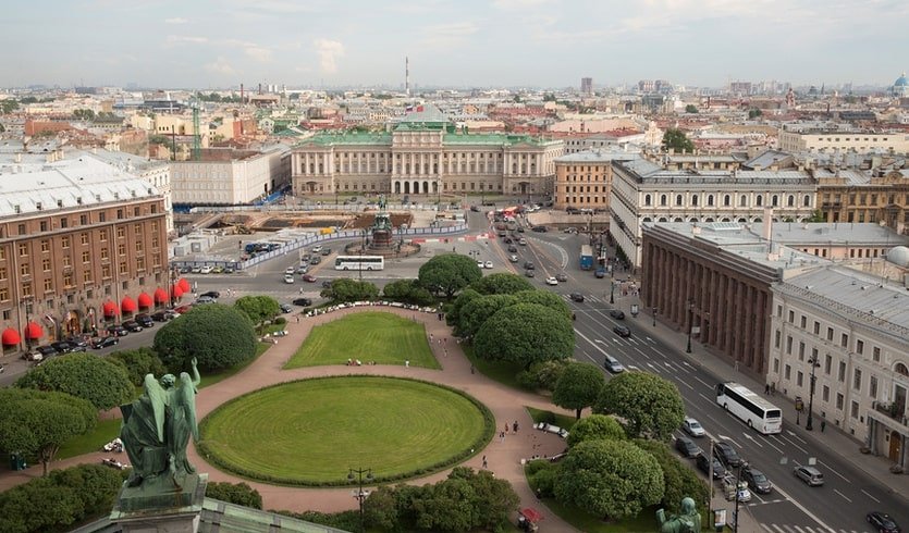 Исаакиевская площадь – vip-программы от 5000 рублей