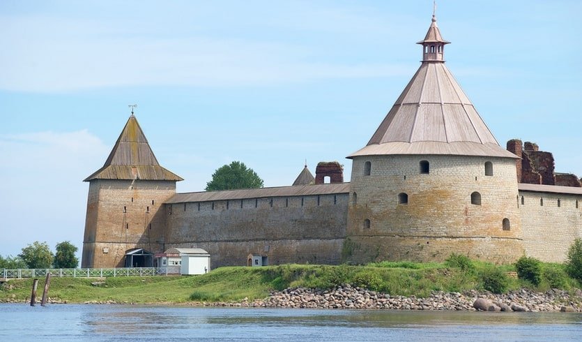 Крепость Орешек – речные круизы от 176400