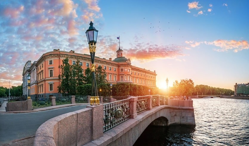 Весь Михайловский (Инженерный) замок — индивидуальные экскурсии от 1300 руб.