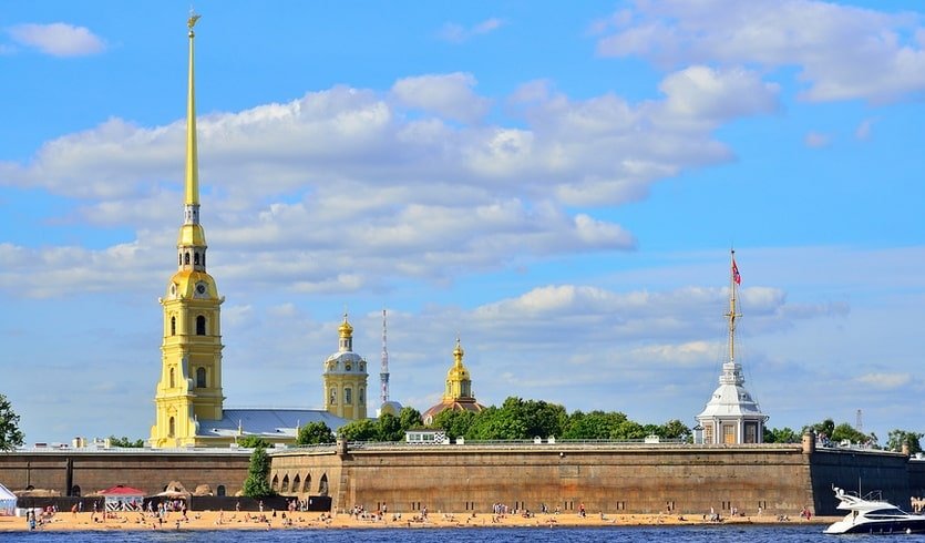 Петропавловская крепость – водные обзорные от 1800 рублей