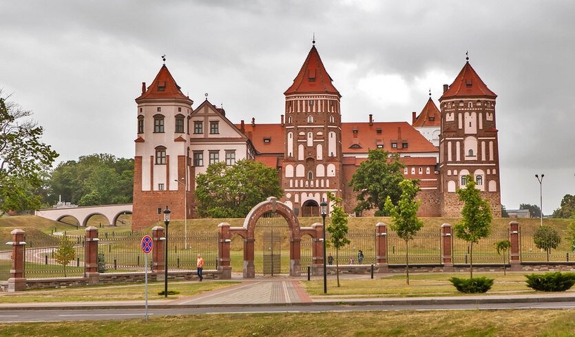 Столицы и замки Беларуси (3 дня, из Москвы) – туры в Европу