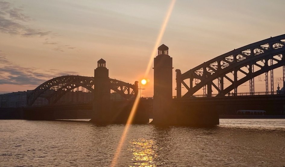 Большеохтинский мост – пешеходные экскурсии от 1100 рублей