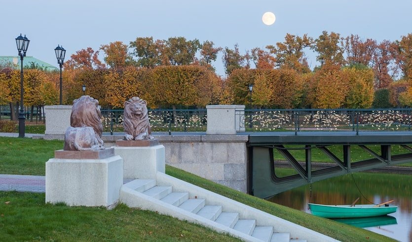 VIP-экскурсия в Стрельну — фото № 6 — Фотобанк Лори / Литвяк Игорь VIP-экскурсия в Стрельну — Индивидуальные (VIP) экскурсии и туры в Санкт-Петербурге от 4550 руб.