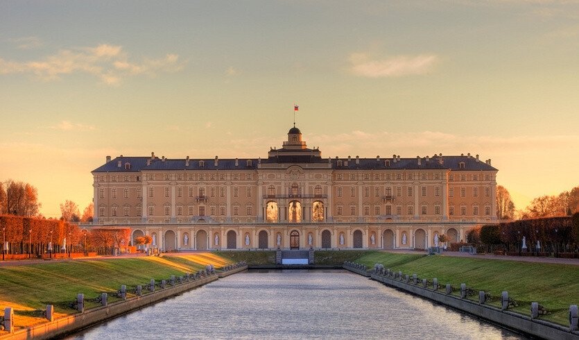 Константиновский дворец — Автобусные загородные