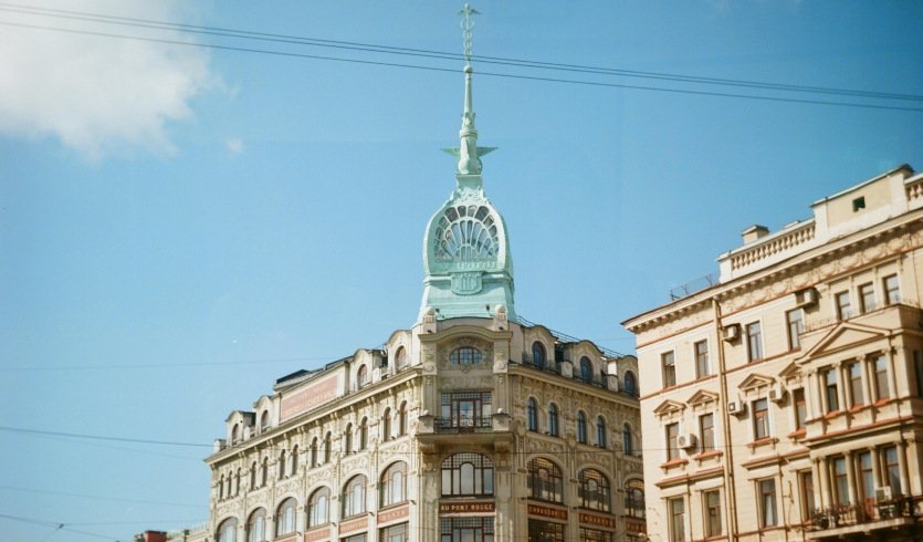 Петербург — европейская столица. Экскурсия по универмагу «У Красного моста» (для групп) – интерьерные экскурсии для организованных групп