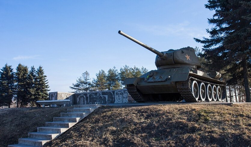 Неизвестные дороги Великой Победы (для групп) – автобусные экскурсии для организованных групп от 550 рублей