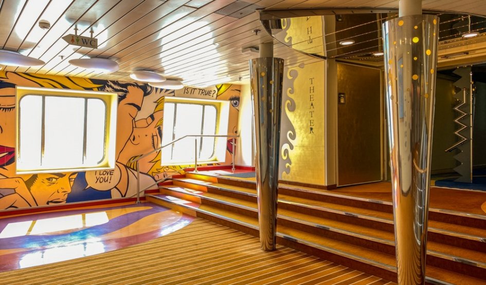 Двухэтажный театр Grande Двухэтажный театр Grande