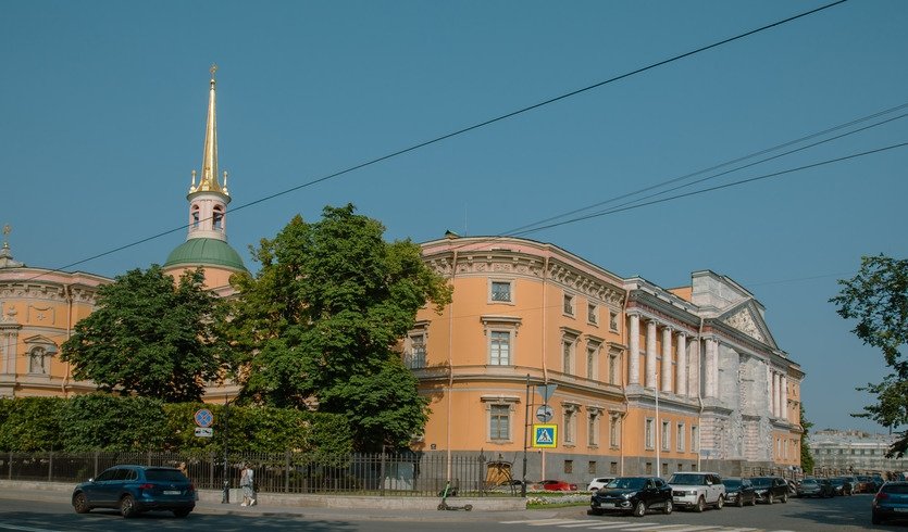 Михайловский замок – Сборные экскурсии для школьников в Санкт-Петербурге Михайловский замок – Сборные экскурсии для школьников в Санкт-Петербурге