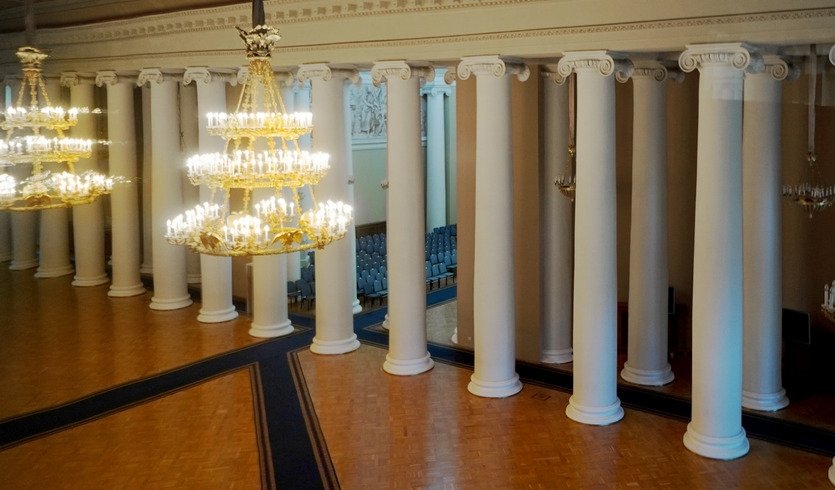 Интерьер Таврического дворца – экскурсии и программы для детей от 1600 рублей