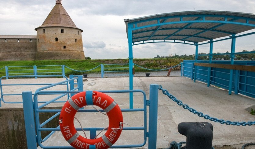 Причал Крепости Орешек. Древняя русская крепость и политическая тюрьма на Ореховом острове в истоке реки Невы – выпускные вечера для 4 класса от 3200 рублей