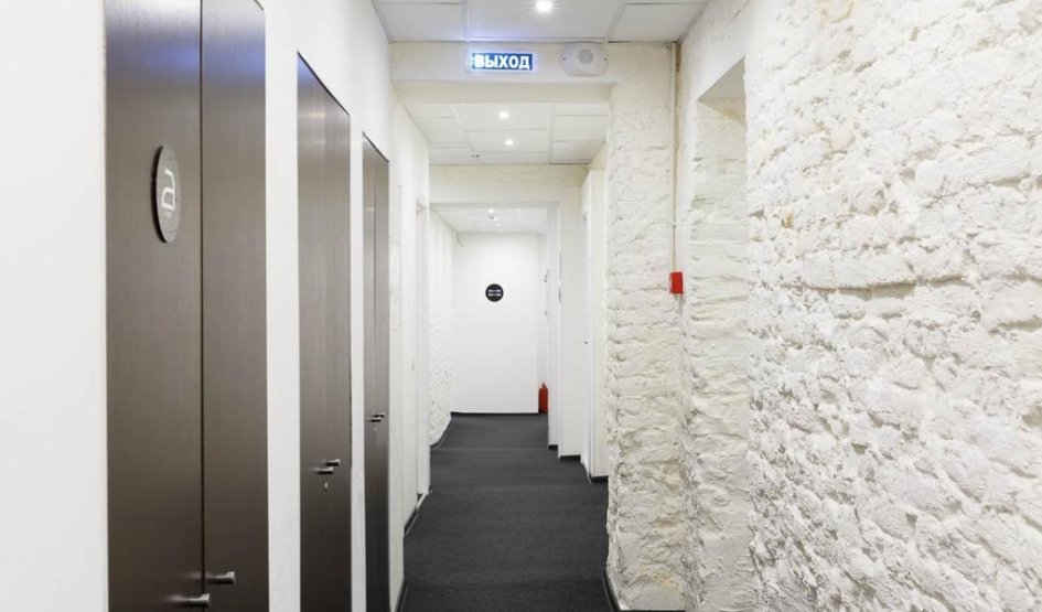 Отель Станция М1 – коридор