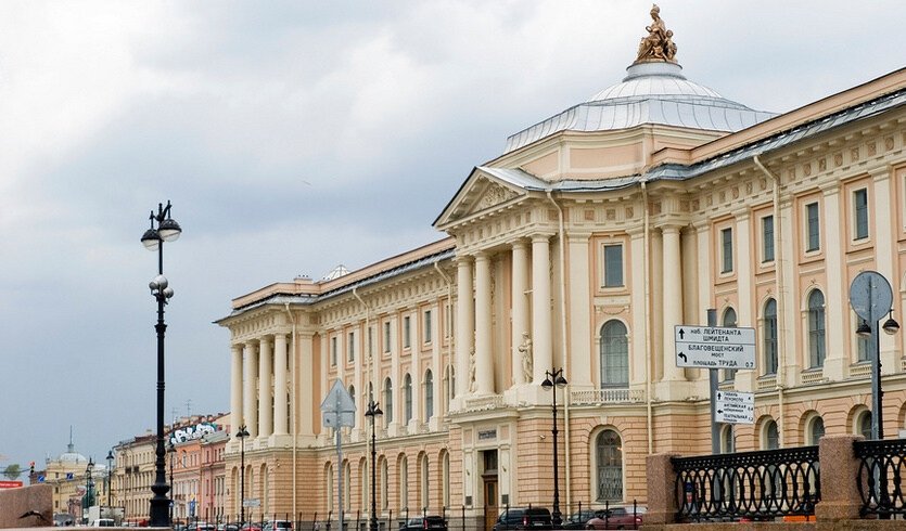 Академия художеств. Санкт-Петербург – сборные экскурсии для школьников в Санкт-Петербурге Академия художеств. Санкт-Петербург – сборные экскурсии для школьников в Санкт-Петербурге