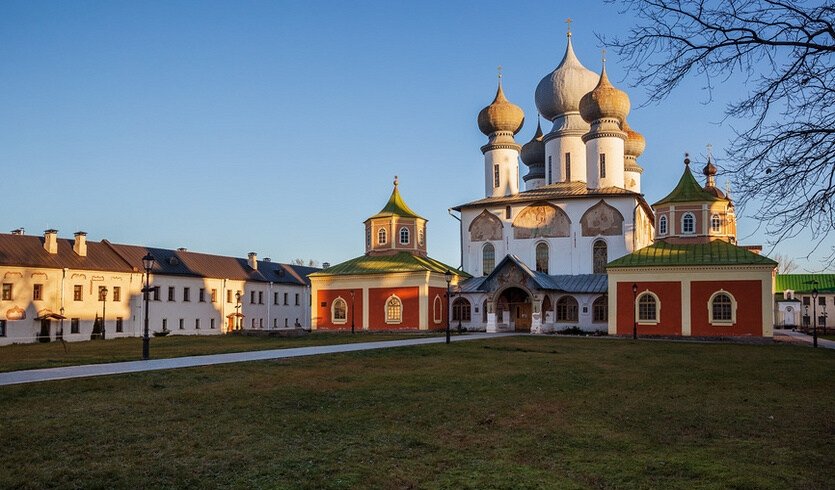 Тихвин (с посещением дома-музея Н. А. Римского-Корсакова) — Автобусные загородные