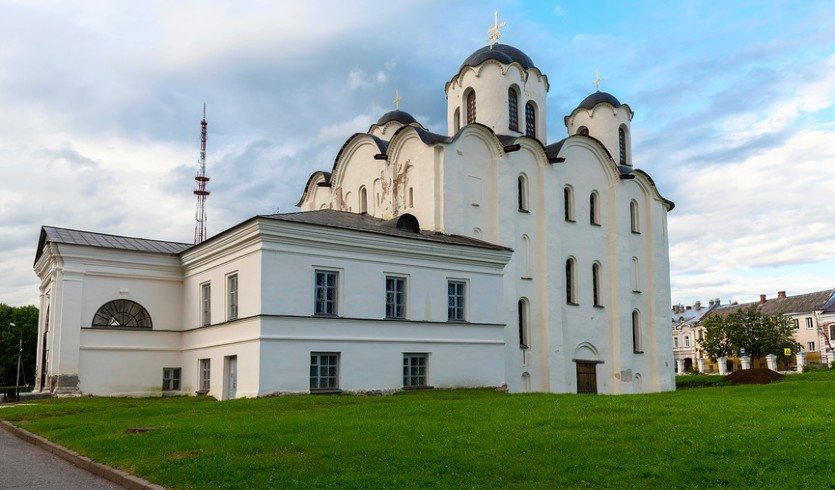 Николо-Дворищенский собор — Речные круизы от 58500 рублей 