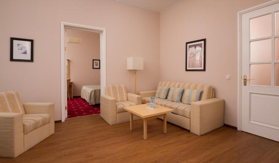 Отель Октябрьская – Люкс