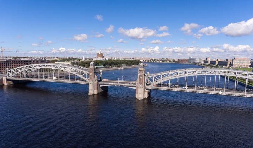 Большеохтинский мост – водные обзорные от 1800 рублей  Большеохтинский мост – водные обзорные от 1800 рублей