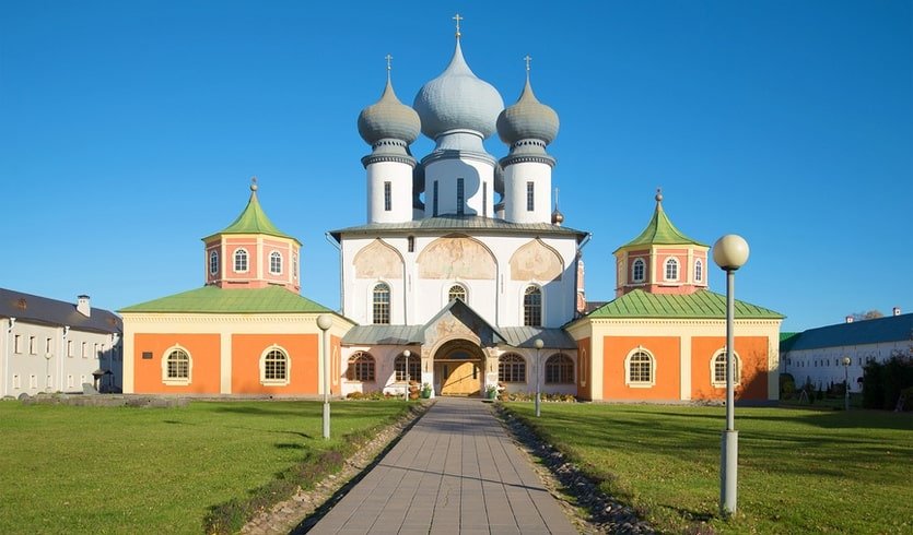 Cобор Успения Пресвятой Богородицы – автобусные загородные от 1990 рублей