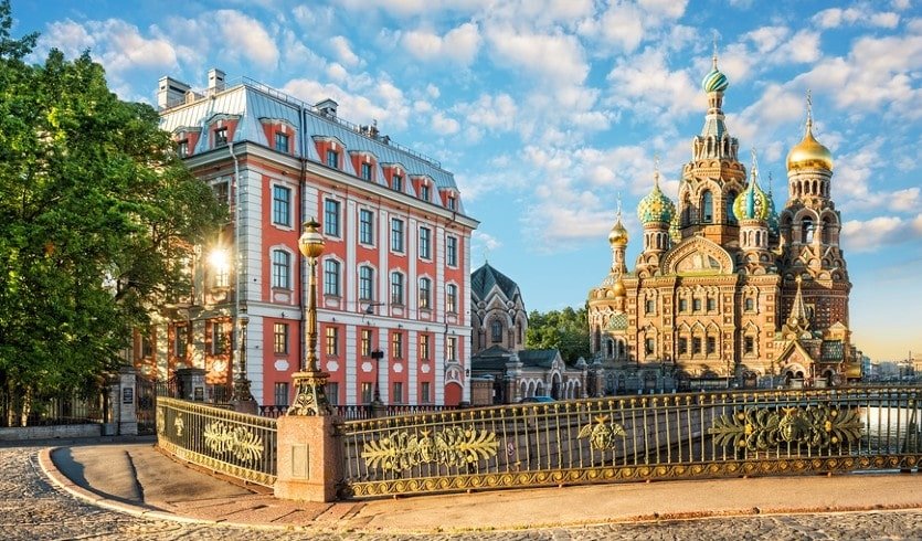Сборный тур «Санкт-Петербург на любой вкус» (от 5 до 7 дней) – фото №1 – Baturina Yuliya / Фотобанк Лори Сборный тур «Санкт-Петербург на любой вкус» (от 5 до 7 дней) – туры в СанктПетербург