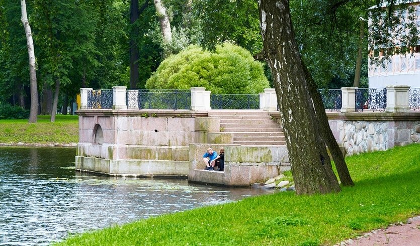 Каменный остров, часть 1 – пешеходные экскурсии для заказных групп от 290 рублей