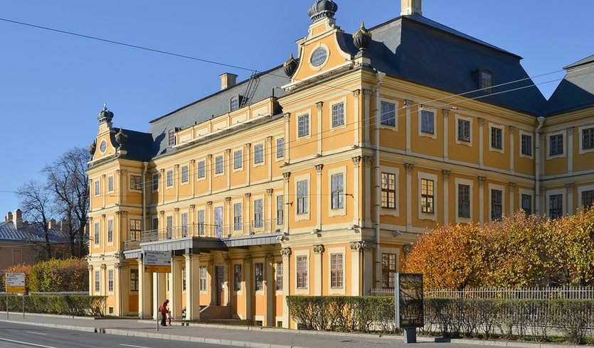 Меншиковский дворец – сборные туры в Санкт-Петербург от 11000 рублей