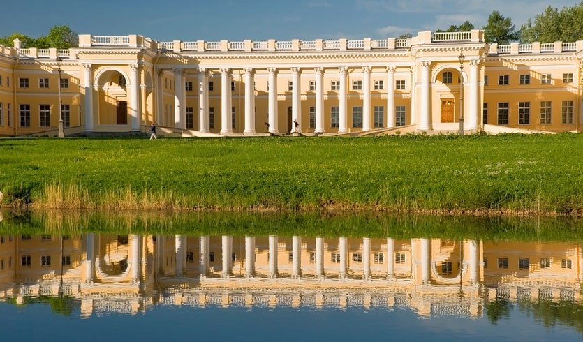 Александровский дворец – автобусные загородные от 2300 рублей