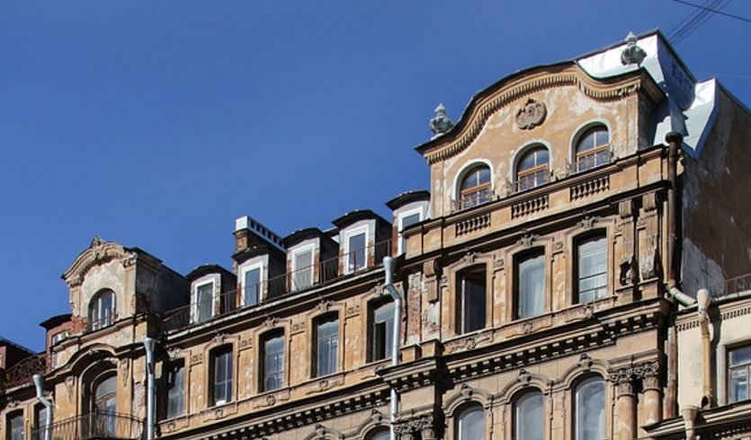 «Лабиринтами дворов» (с посещением парадных) – пешеходные экскурсии от 750 рублей