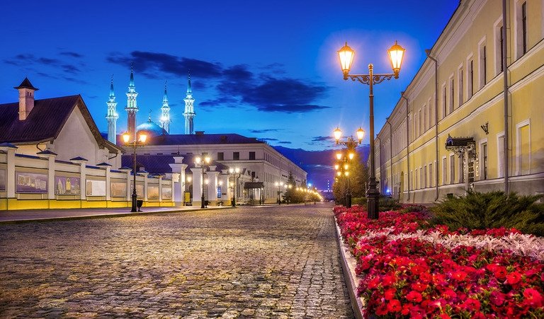 Казанский Кремль изнутри Казанский Кремль изнутри