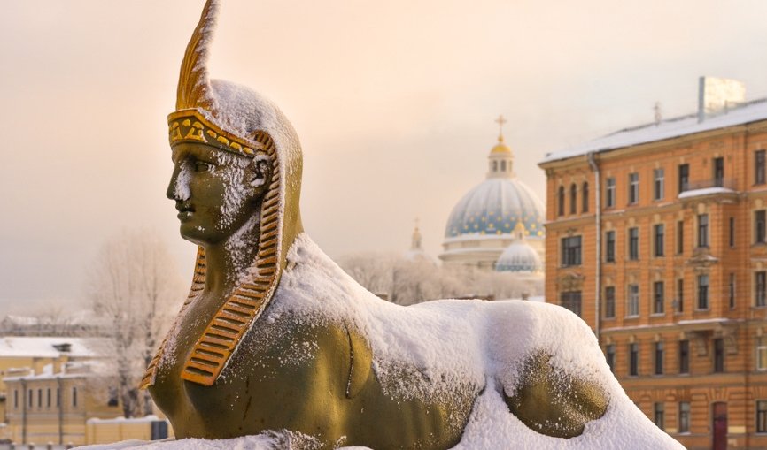 Новогодние экскурсии по Неве от 1800 рублей