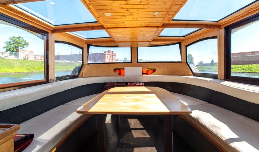 Аренда катера «Баркас» от 7500 руб.