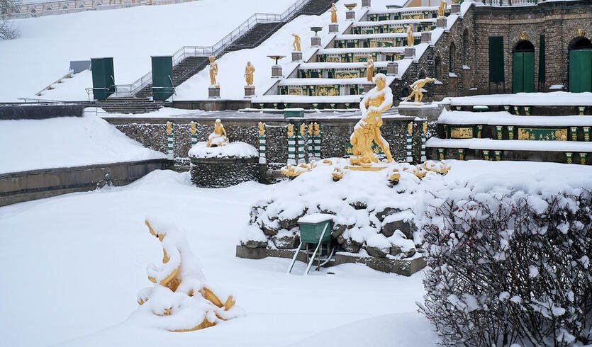 Новый год в Петергофе - Школьные экскурсии от 1380 рублей